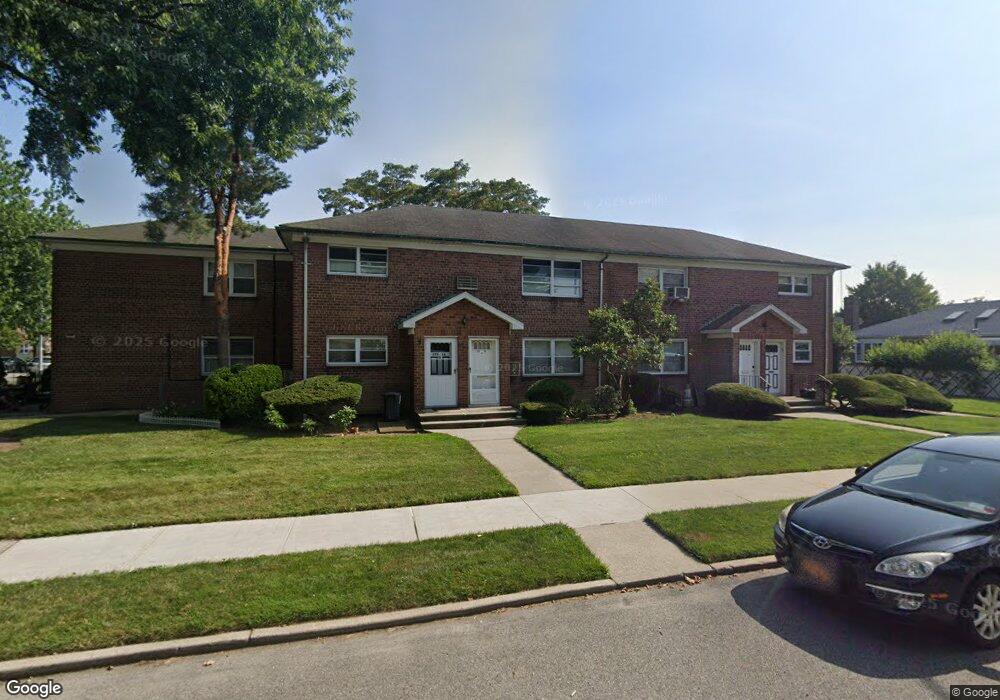 17516 56th Ave unit 1004, Fresh Meadows, NY 11365 - photo 1