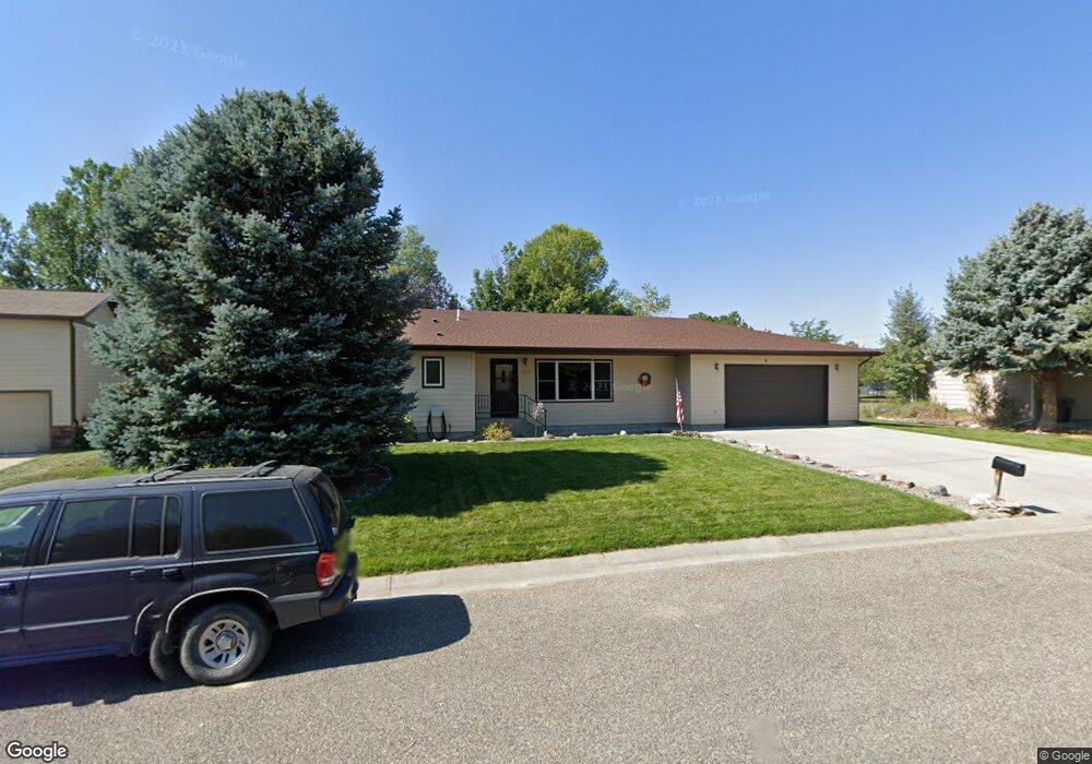 417 W 5th Ave N, Columbus, MT 59019 - photo 1