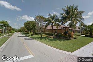 7429 Treeline Dr, Naples, FL 34119