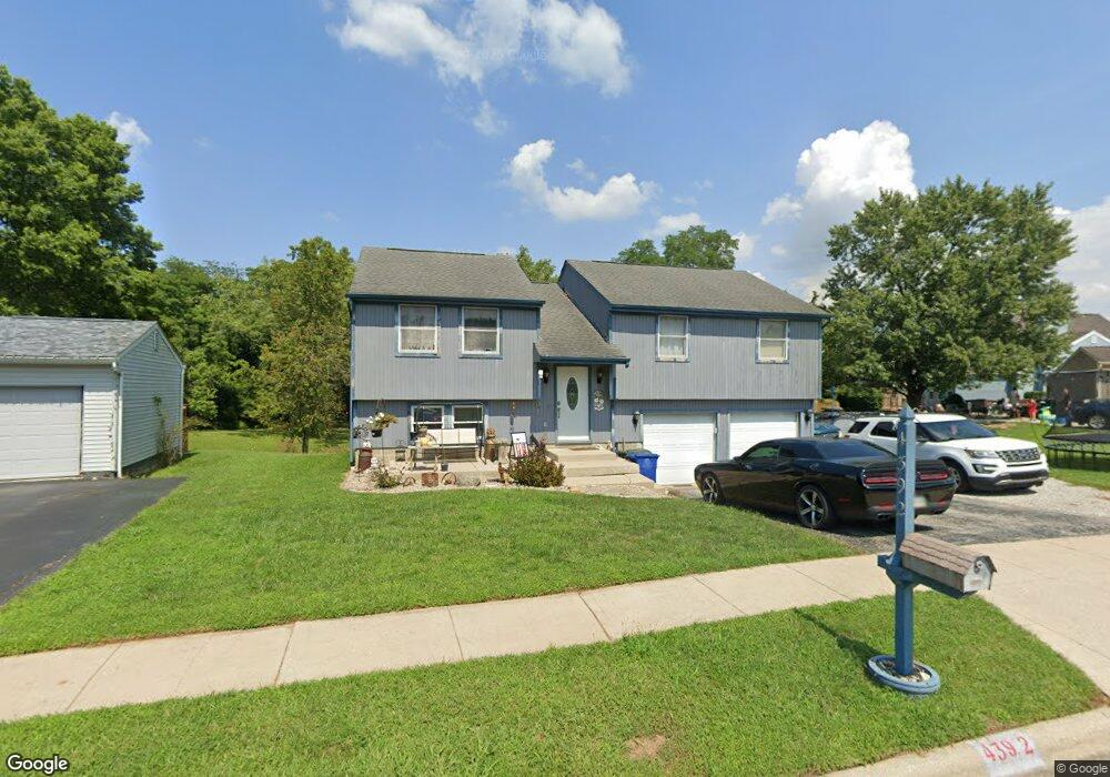 4392 Logwood Ln, Columbus, OH 43228 - photo 1