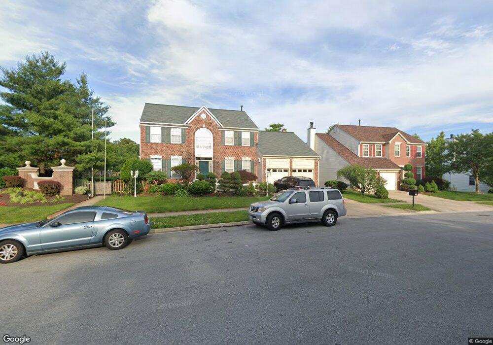 5813 Silk Tree Dr, Riverdale, MD 20737 - photo 1