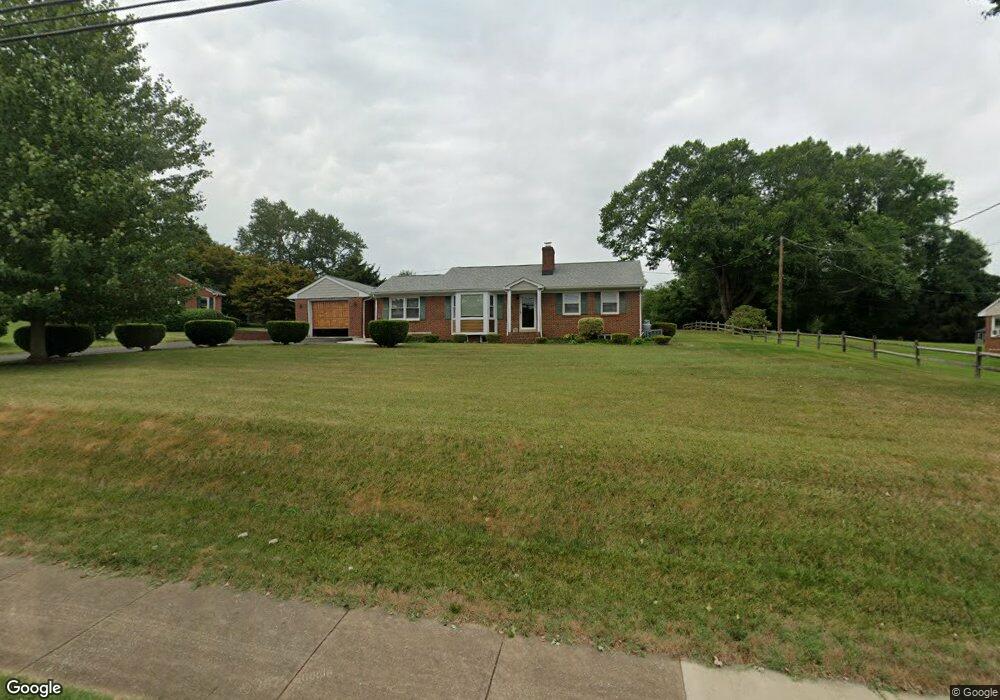 630 Broadview Ave, Warrenton, VA 20186 - photo 1