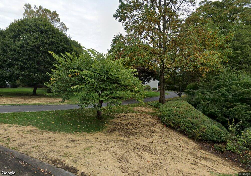 20 Tulip Tree Ln, Darien, CT 06820 - photo 1