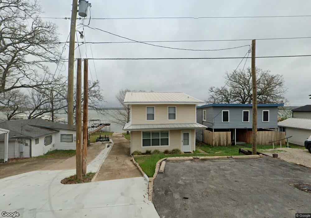 320 W Lake Dr, Weatherford, TX 76087 - photo 1