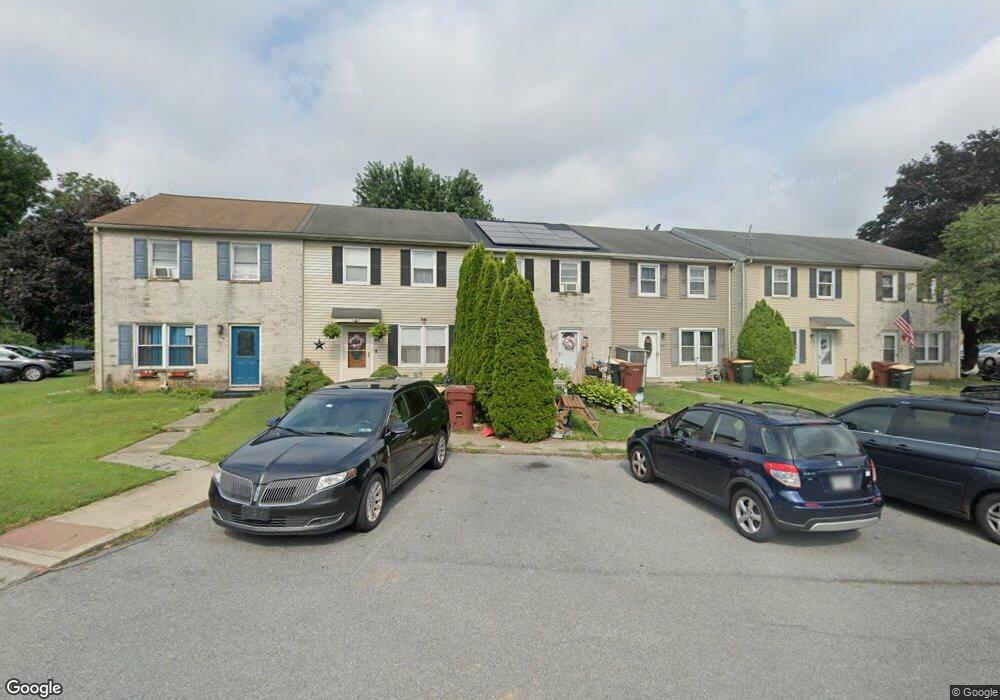 45 Eisenhower Cir, Whitehall, PA 18052 - photo 1