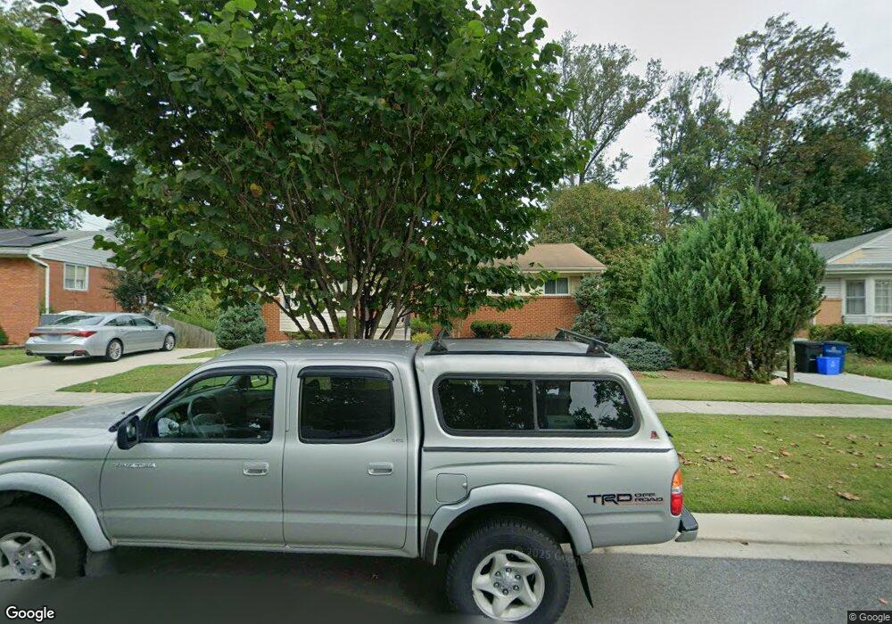 14222 Chadwick Ln, Rockville, MD 20853 - photo 1