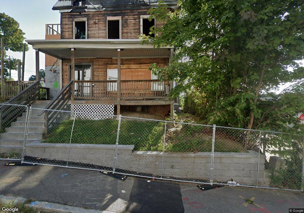 4 Allen St, Worcester, MA 01610 - photo 1