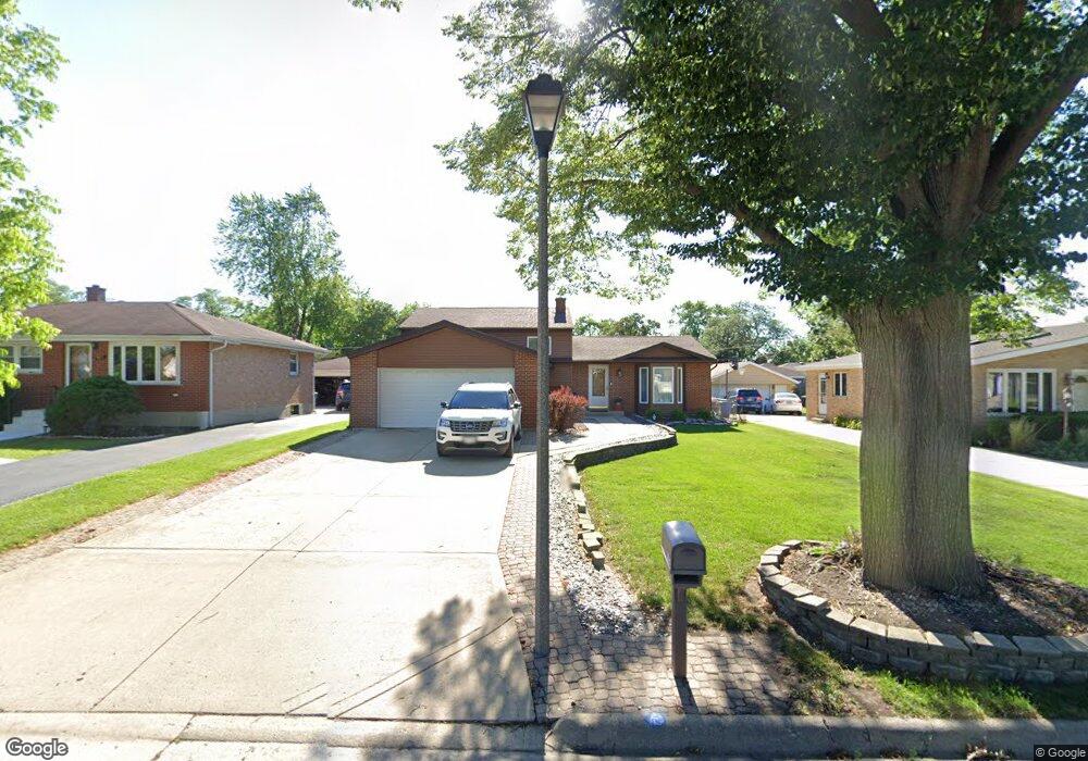 762 N Indiana St, Elmhurst, IL 60126 - photo 1