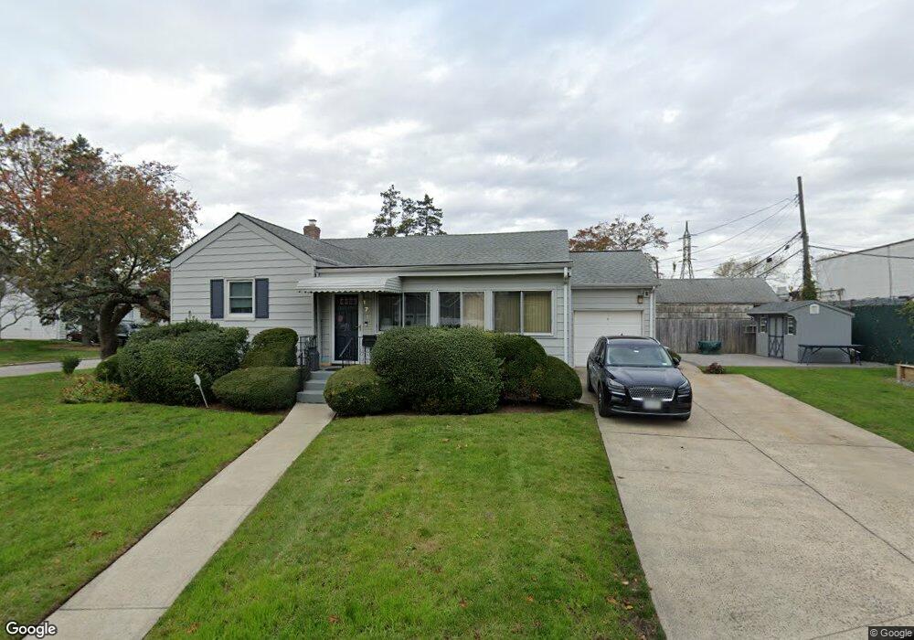 1714 Fenimore Rd, Hewlett, NY 11557 - photo 1