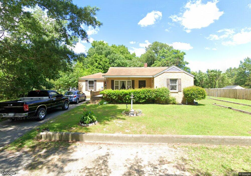 1103 Pineview St, Camden, SC 29020 - photo 1