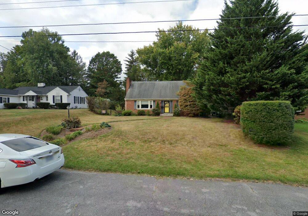 118 Robin Rd, Waynesboro, VA 22980 - photo 1