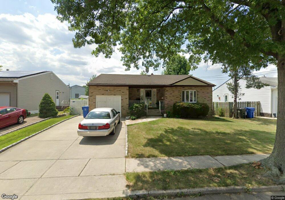 110 Jeffery Rd, Colonia, NJ 07067 - photo 1