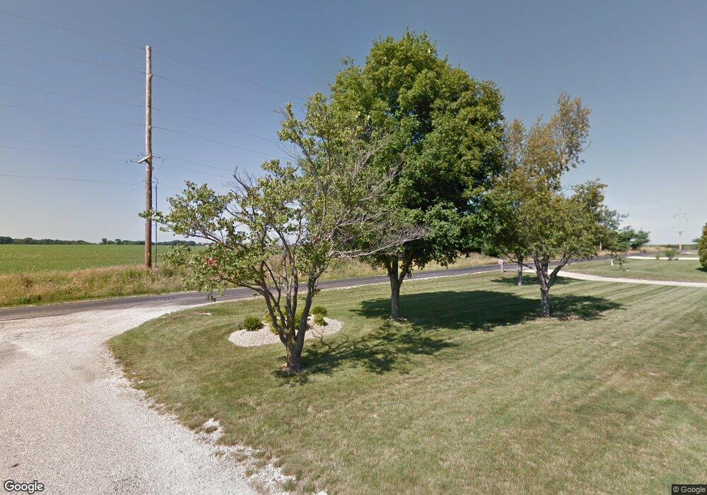 2108 W Woodland Ln, Jacksonville, IL 62650 - photo 1