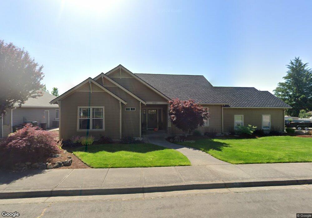 1083 Castlewood Dr, Medford, OR 97504 - photo 1