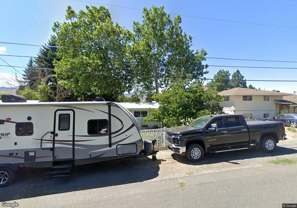 274 N Iowa Ave, East Wenatchee, WA 98802 - photo 1