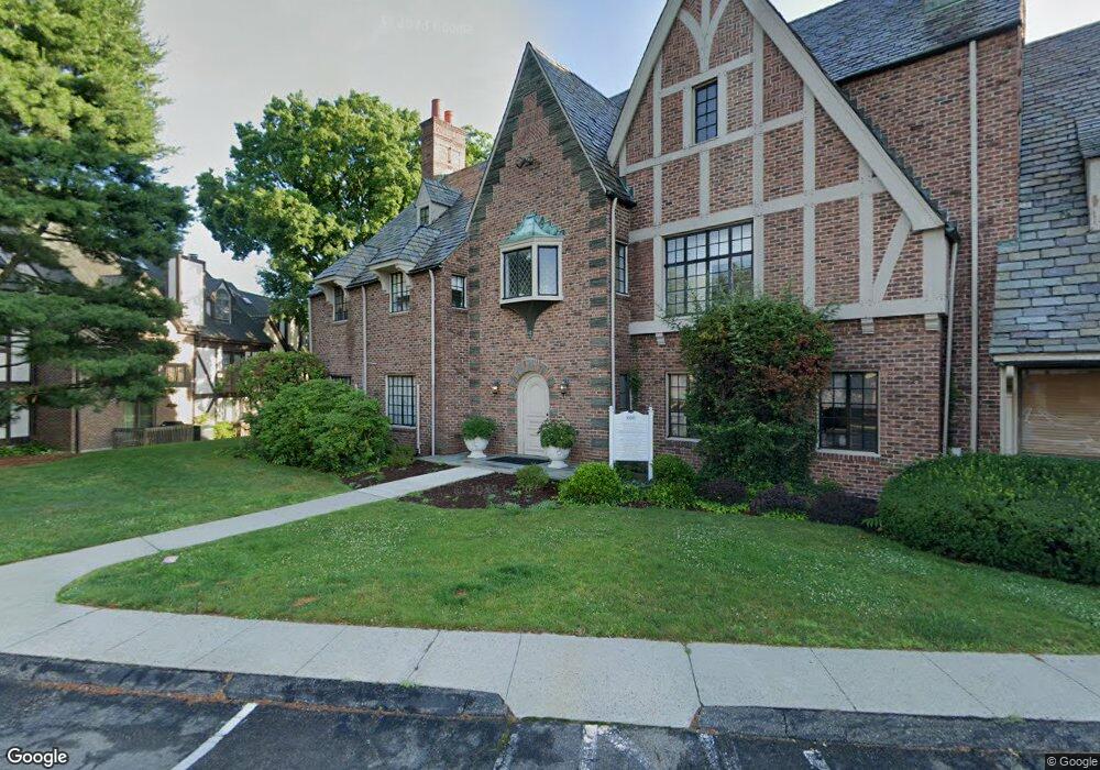 668 Glenbrook Rd unit 26, Stamford, CT 06906 - photo 1