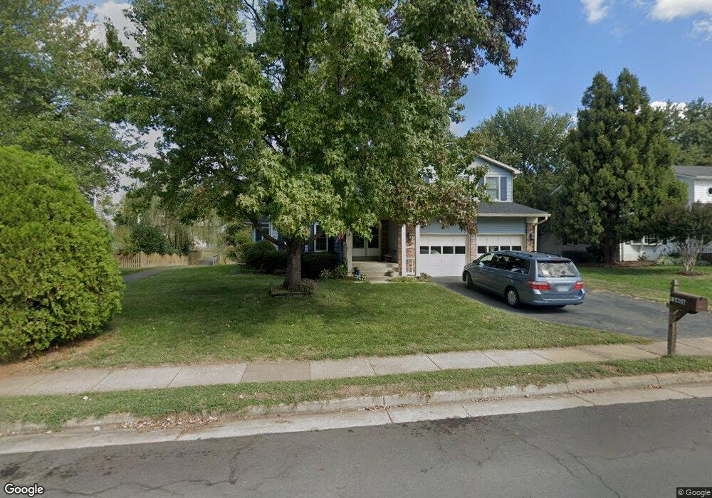 13406 Virginia Willow Dr, Fairfax, VA 22033 - photo 1