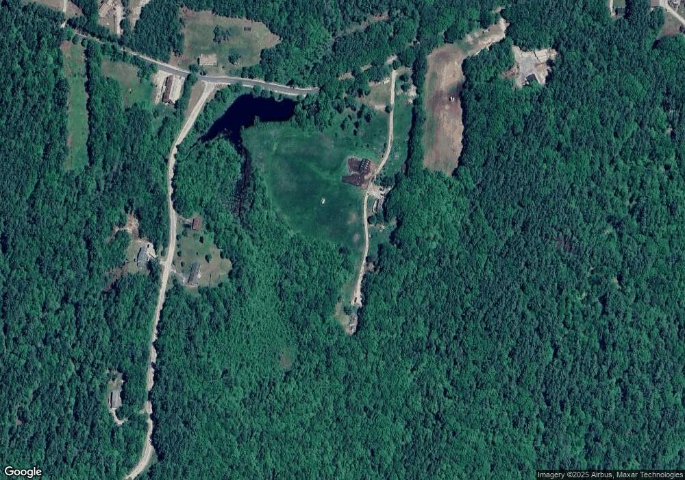 458 Fairgrounds Rd, Bradford, NH 03221 - photo 1