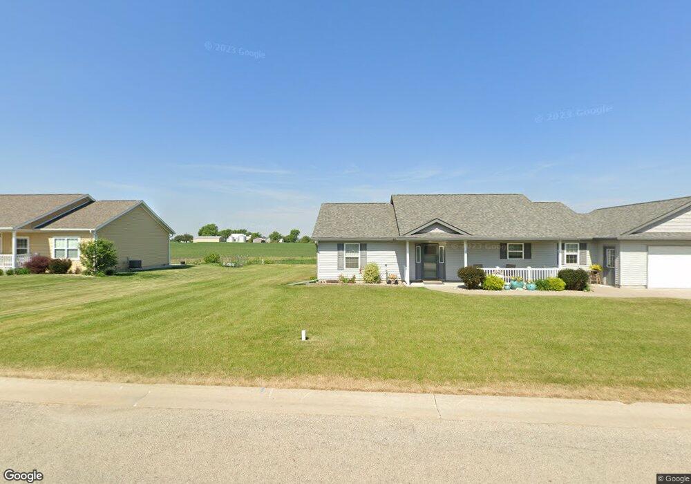 207 Hamilton St, Atkinson, IL 61235 - photo 1