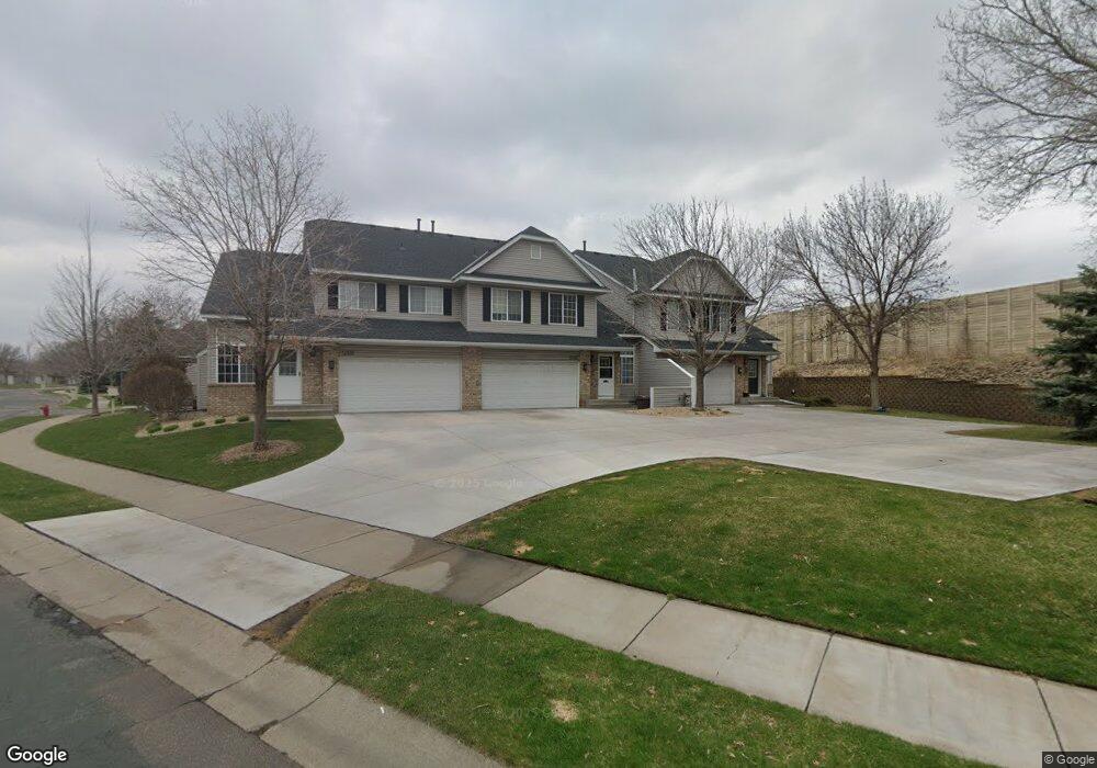 12486 74th Ave N, Maple Grove, MN 55369 - photo 1