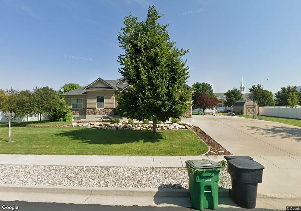 489 Sheridan Ln, Nibley, UT 84321 - photo 1