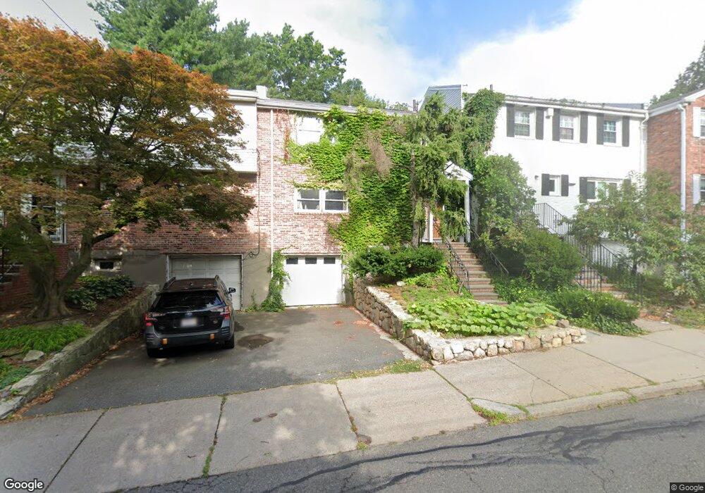 218 Kent St unit 21, Brookline, MA 02446 - photo 1