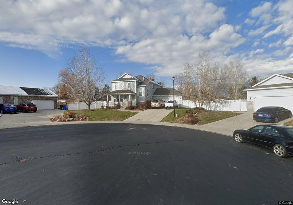 10389 N Waterbury Cir, Cedar Hills, UT 84062 - photo 1