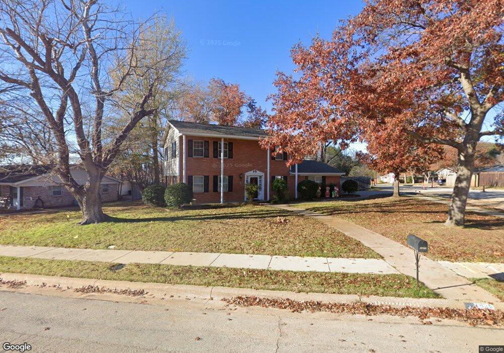 1825 Chattanooga Dr, Bedford, TX 76022 - photo 1