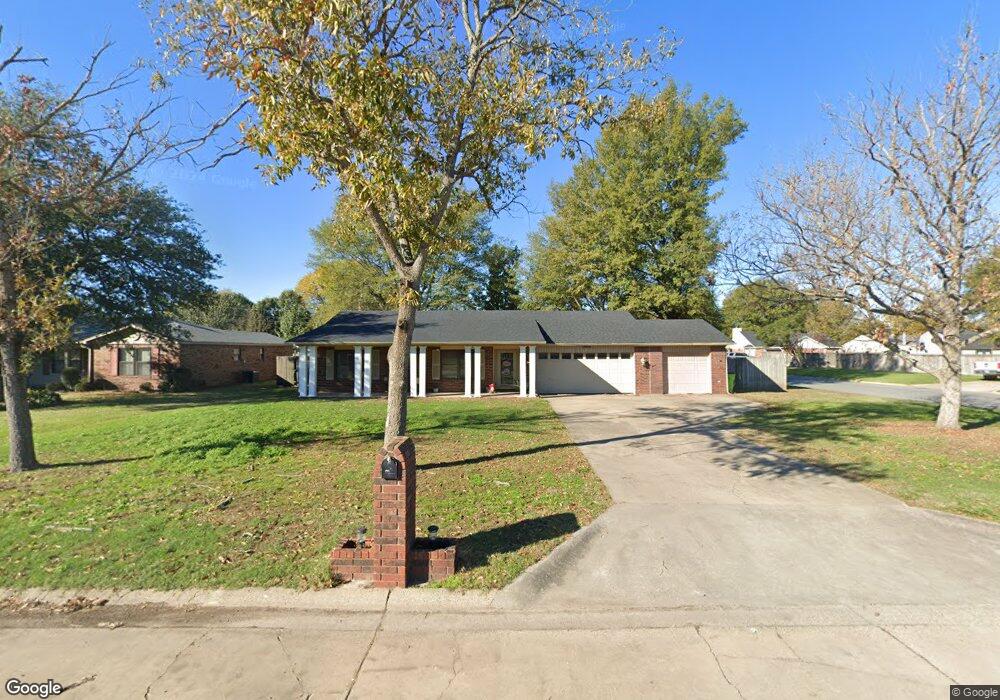 1900 S Oak St, Stuttgart, AR 72160 - photo 1