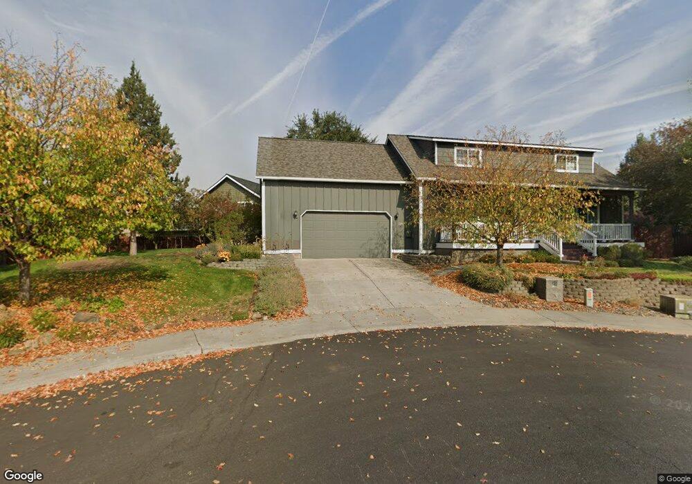 2284 NE Scarlet Ct, Bend, OR 97701 - photo 1