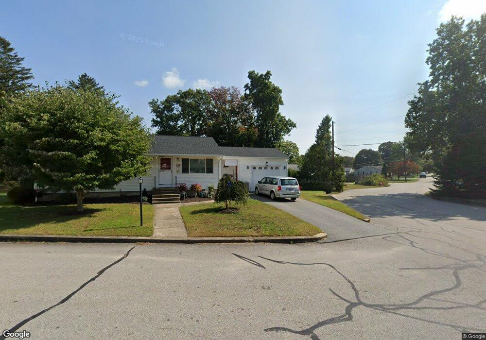 40 Sherwood Ave, West Warwick, RI 02893 - photo 1