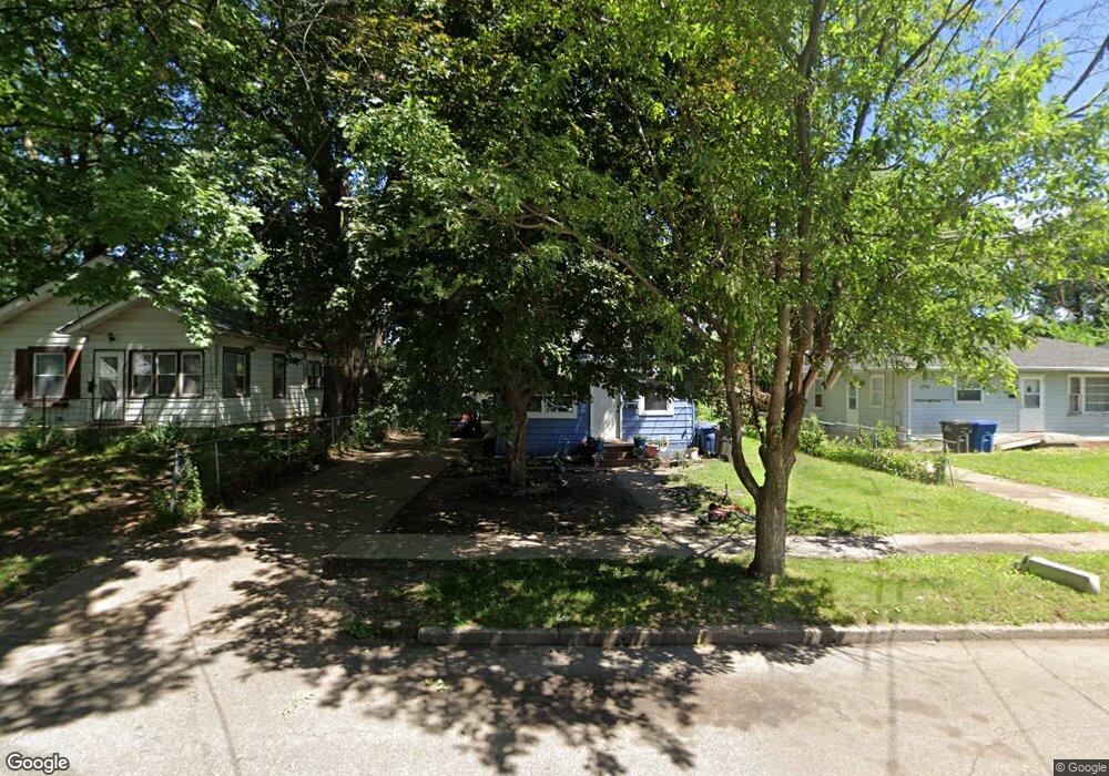 2924 Maple St, Des Moines, IA 50317 - photo 1