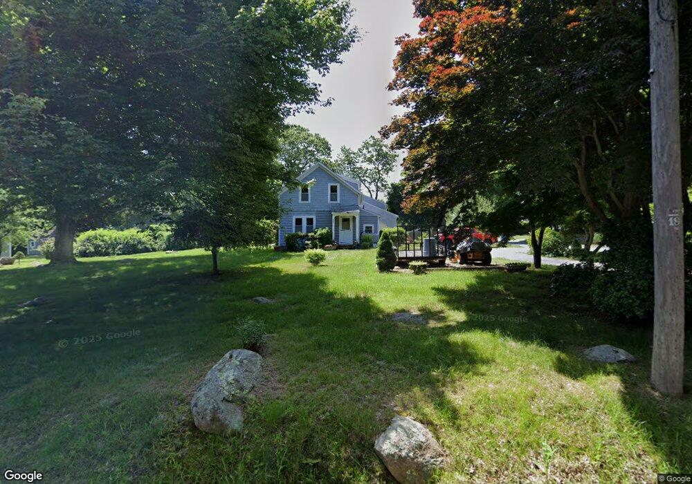 208 Allen Ave, Wakefield, RI 02879 - photo 1