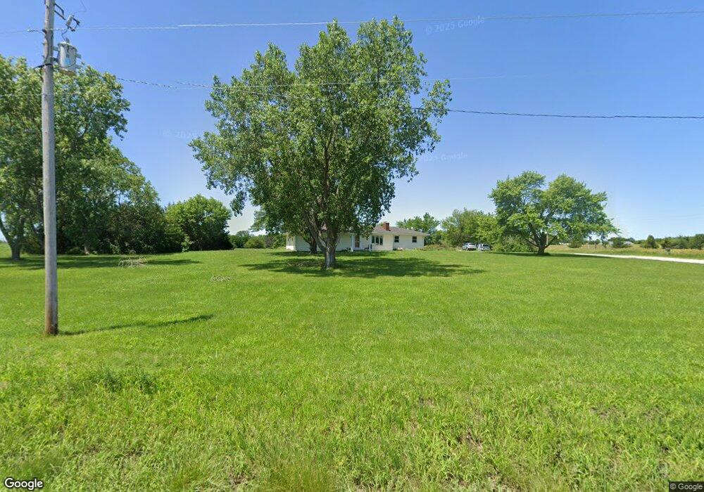 4921 SW Hoch Rd, Topeka, KS 66610 - photo 1