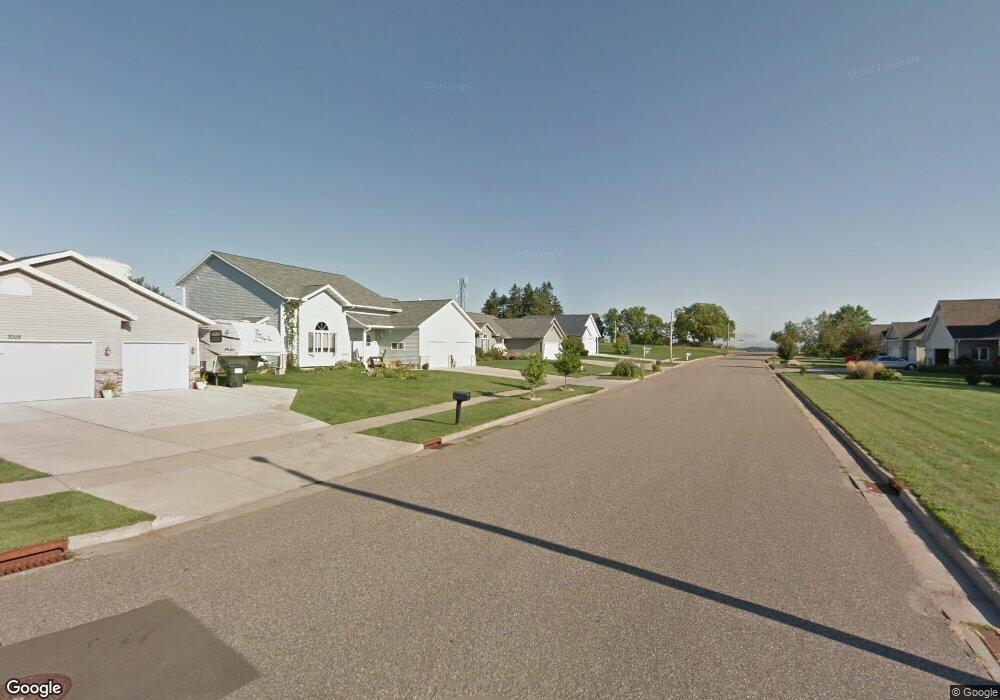 3012 W Ridge Dr, Eau Claire, WI 54703 - photo 1