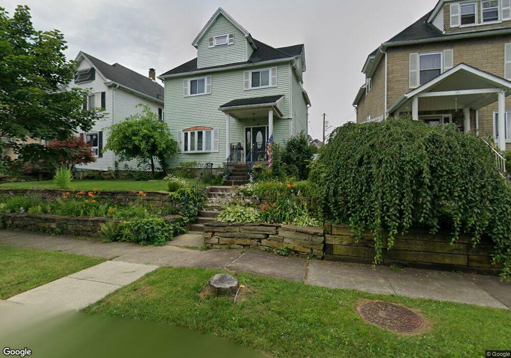 109 W Adams Ave, Vandergrift, PA 15690 - photo 1