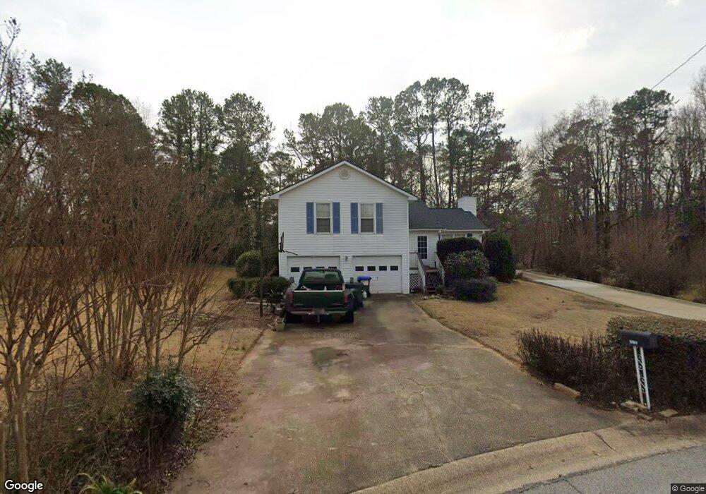 4315 Hidden Meadow Cir, Sugar Hill, GA 30518 - photo 1