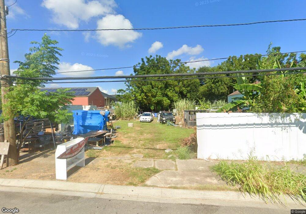 609 N Gayoso St, New Orleans, LA 70119 - photo 1