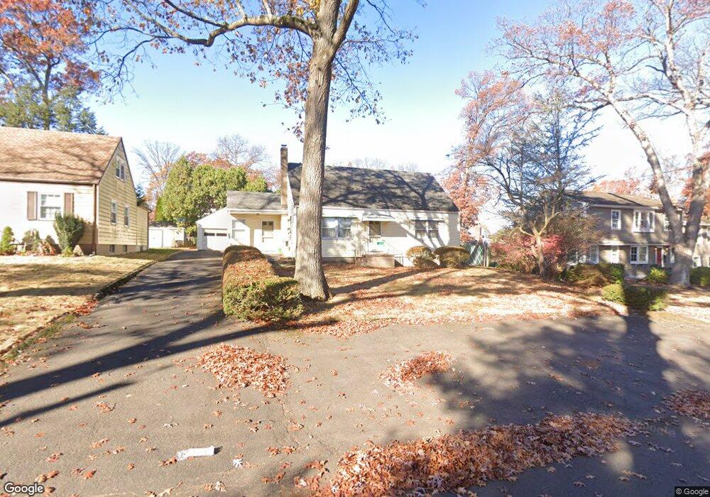365 Dartmouth St, Wyckoff, NJ 07481 - photo 1