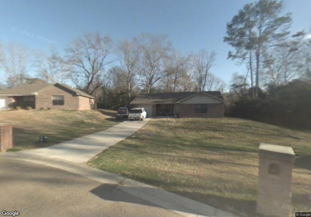 1805 Hanson Cir, Nacogdoches, TX 75961 - photo 1