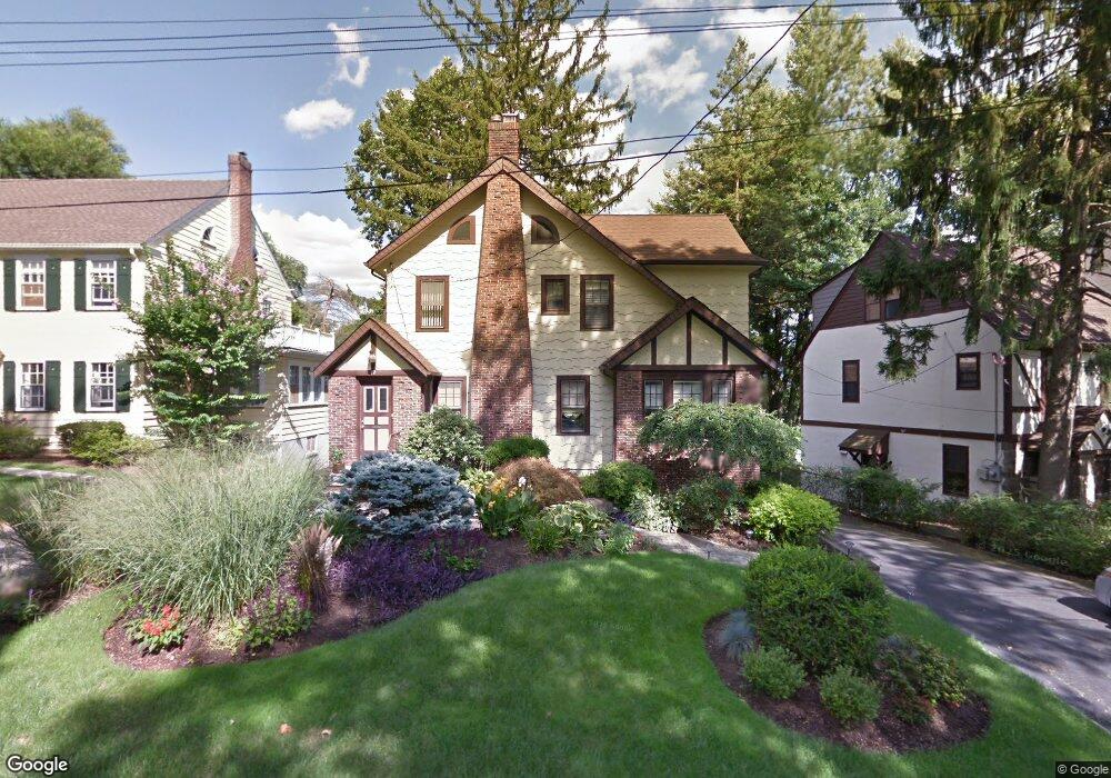 77 Luddington Rd, West Orange, NJ 07052 - photo 1