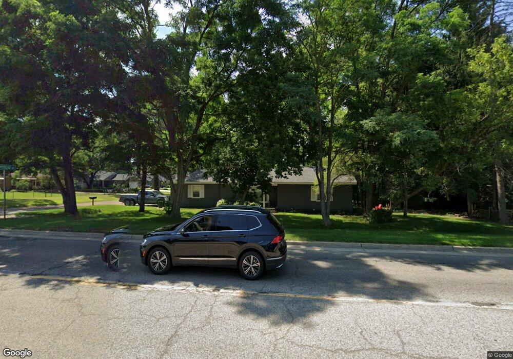 7501 Cooley Lake Rd, West Bloomfield, MI 48324 - photo 1