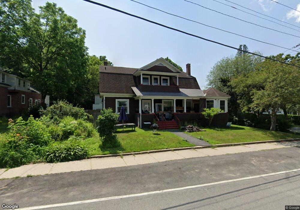 305 Roxbury St, Keene, NH 03431 - photo 1