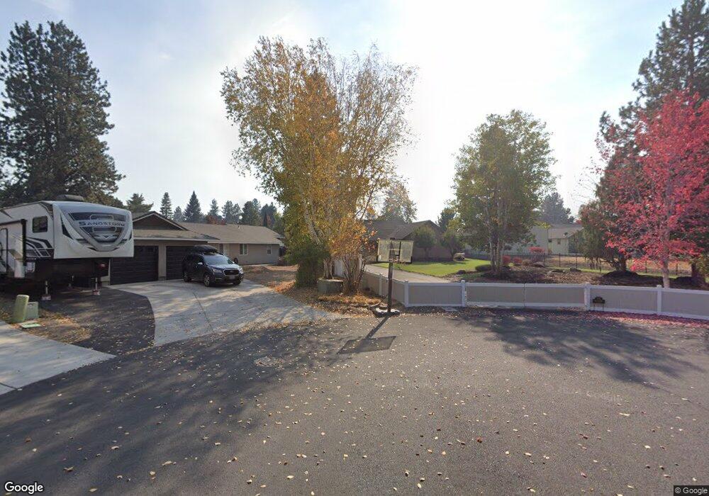 61448 Camelot Place, Bend, OR 97702 - photo 1