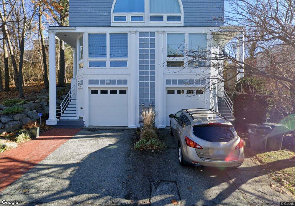 102 Pratt St unit 1, Providence, RI 02906 - photo 1