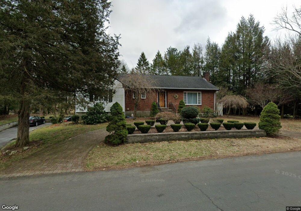 21 Trout Brook Ave, Milton, MA 02186 - photo 1