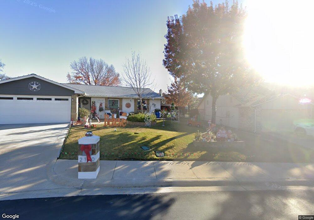 10 Cedar Ln, Bedford, TX 76021 - photo 1