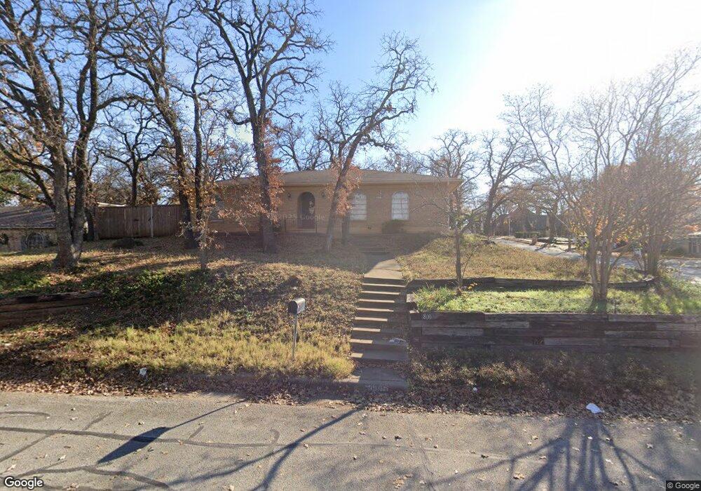 800 San Marcos Ln, Bedford, TX 76021 - photo 1