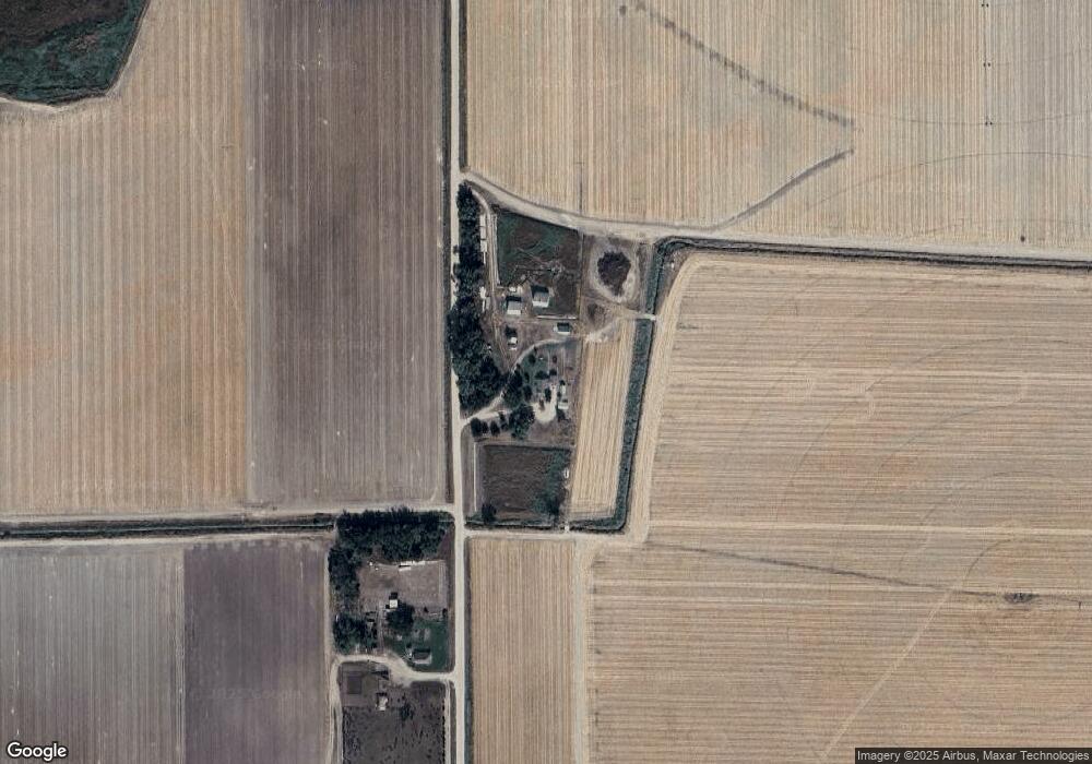 5423 N Range Rd, North Platte, NE 69101 - photo 1