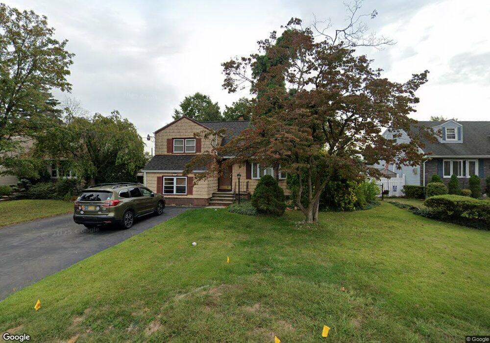 328 Seneca Ave, Middlesex, NJ 08846 - photo 1